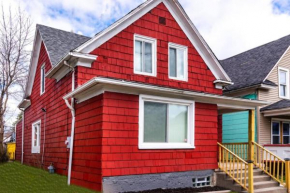 Spacious 5BR, Game Room, 5 Mins to Falls